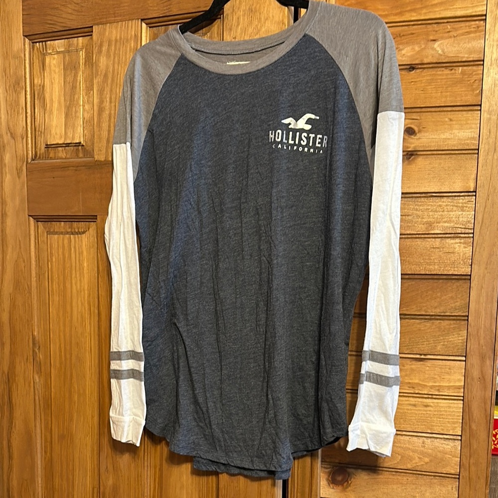 Hollister Blue and Gray Long Sleeve Tee Sporty Raglan Style